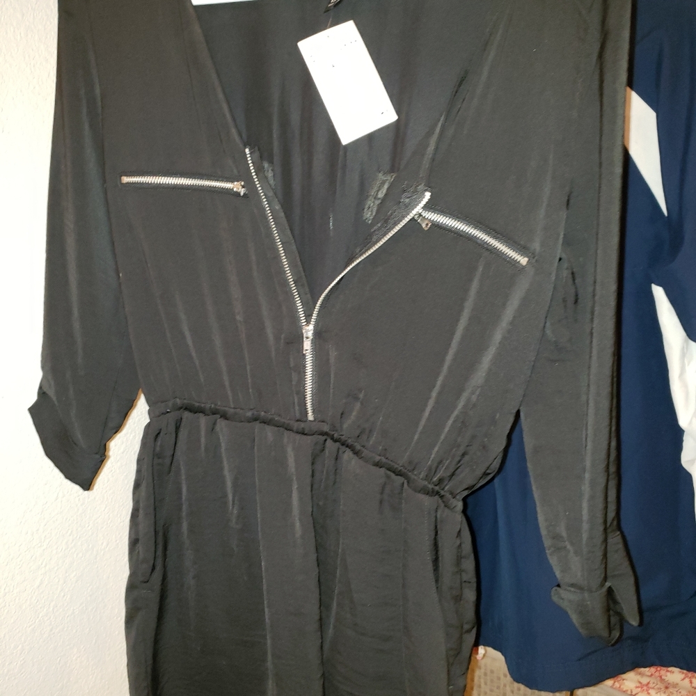 Half sleeve romper